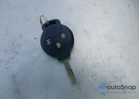 2009 Smart Fortwo Brabus/Passion/Pure z USA, uszkodzony, nr VIN WMEEJ31X49K210166